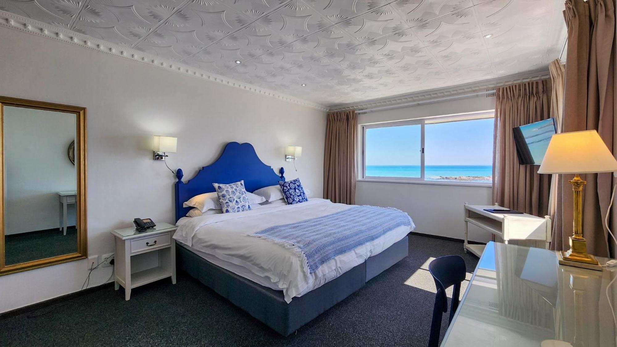 The Blue Peter Hotel Bloubergstrand Exterior photo